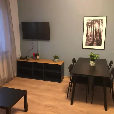 Apartment Zwirki I Wigury 38